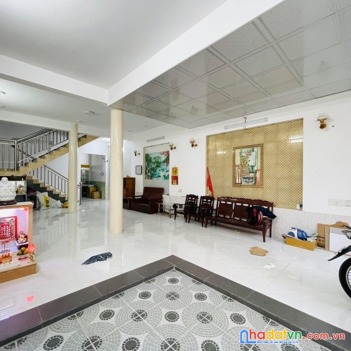 Ban nhà biệt thự dương quảng hàm - gò vấp,dt 200m2 đất, 5 tầng, 7pn, 21 tỷ