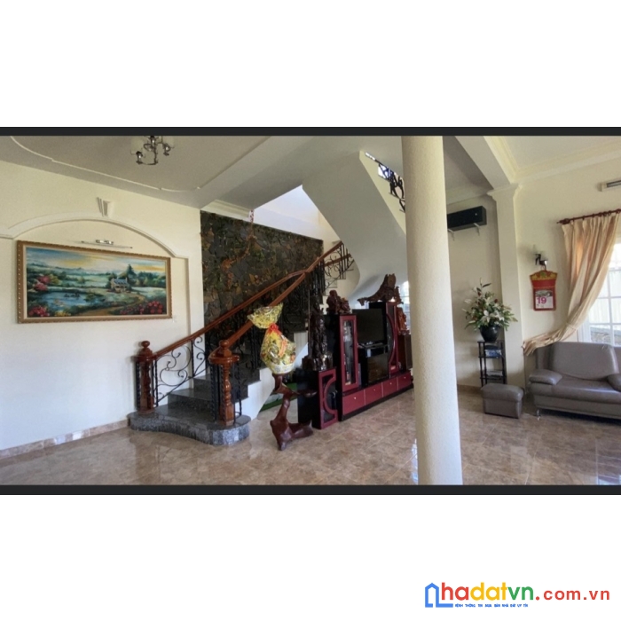 Giảm giá bán gấp biệt thự mặt tiền đường cao thắng, đà lạt giá 16.5 tỷ