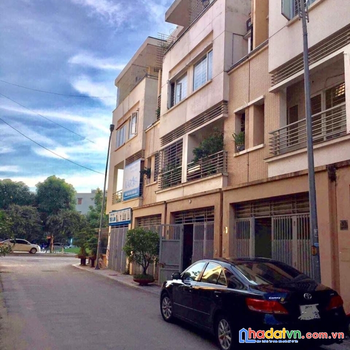 Cho thuê nhà liền kề văn phú hà đông