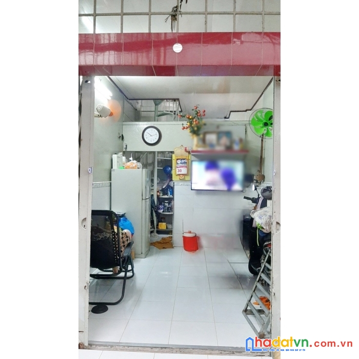 Nhà bán hẻm lê hồng phong p2.q10. trệt, lửng, gác suốt. giá 2,7 tỷ tl