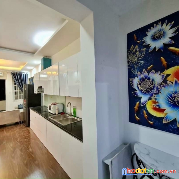 Bán căn hộ tt trần quốc hoàn 2 tầng,120m2,4pn đẹp ở ngay giá 2,65 tỷ