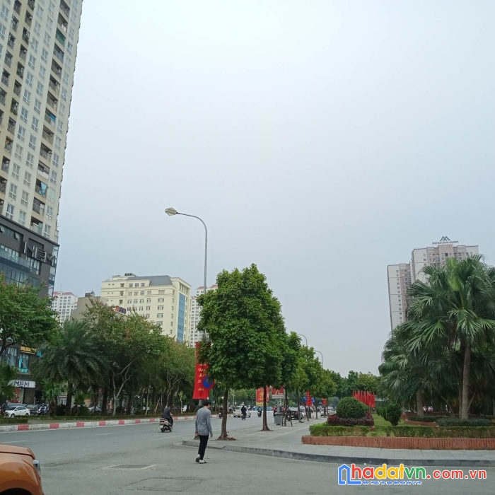 Bán nhà đối diện quận ủy hà đông phố tô hiệu, 60m2x5t, mt6m, ô tô nhỉnh 11 tỷ