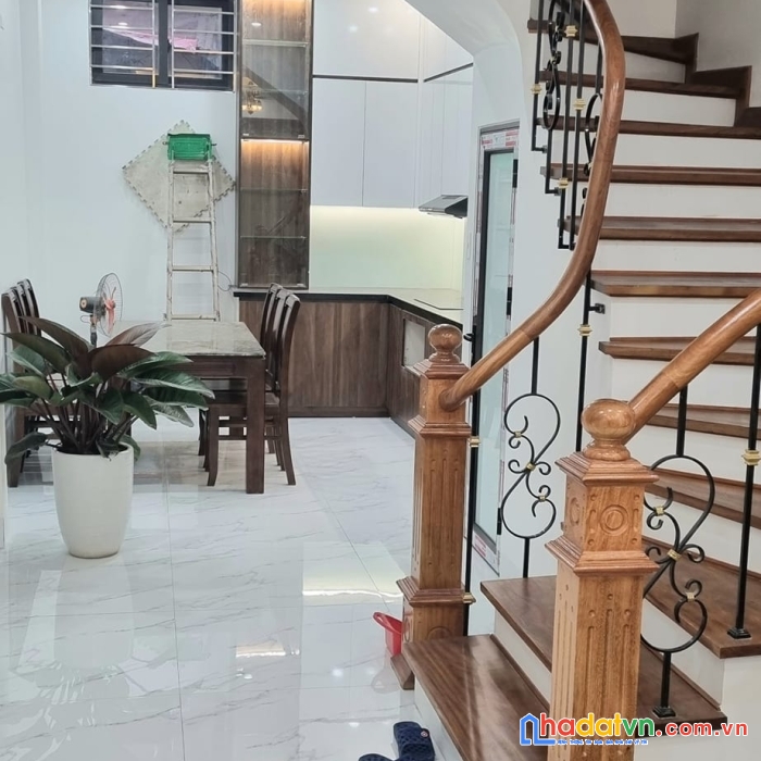 Nhà giải phóng 38m2 x4t,mới,đẹp,ở luôn,giá 3.24 tỷ