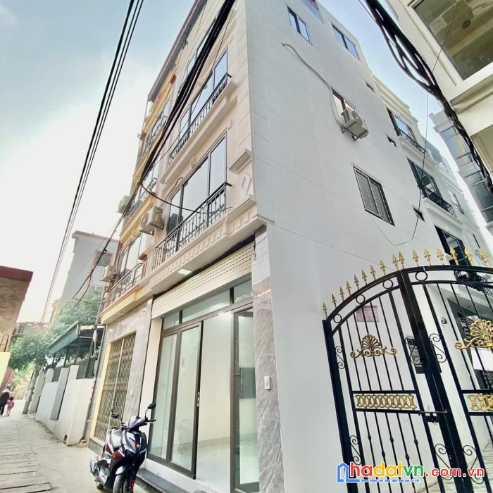 Bán nhà dương nội - hà đông dt 35m. 5 tầng. mt 4m. giá nhỉnh hơn 3 tỷ. lô góc ôtô đô cửa, chủ tặng