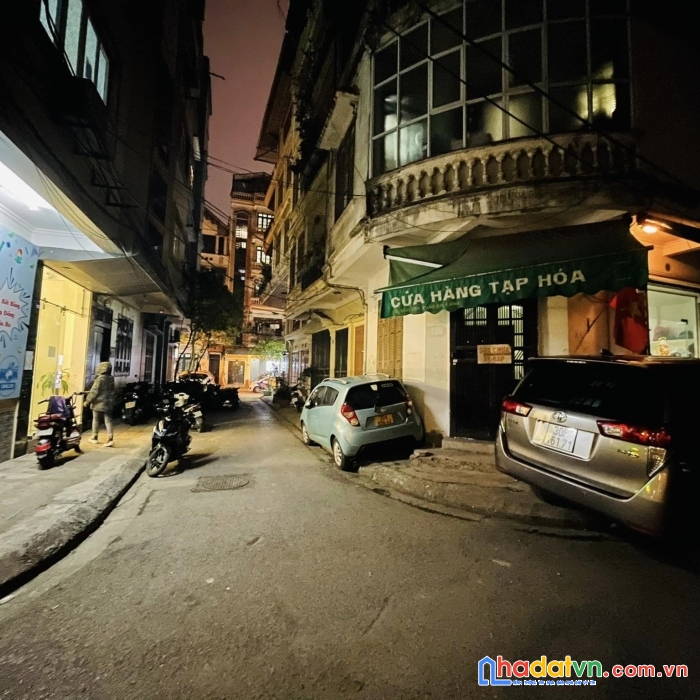 Bán nhà pháo đài láng, ô tô tránh, lô góc, kinh doanh, 43m2 mt5m, giá 8.2 tỷ