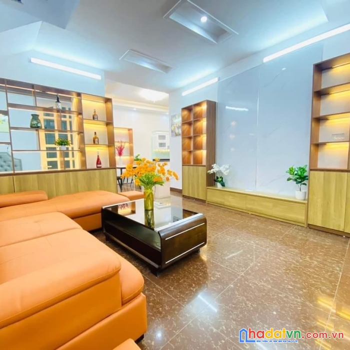 Bồ đề ô tô thông và vào nhà, 5 tầng, 52m, giá nhỉnh 6 tỷ