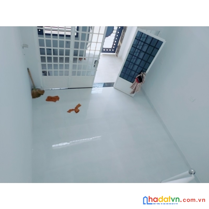 Bán nhà ô tô lô góc nguyễn văn nghi gv giá nhỏ diện tích to 4x10