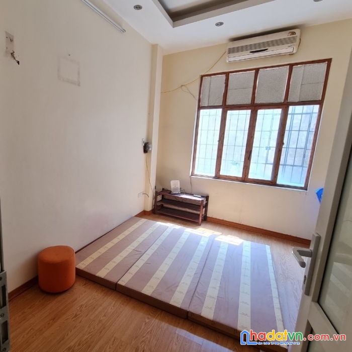 Chủ chuyển vào nam cần bán trước tết nhà hào nam, đống đa, gần ô tô, k,doanh, chỉ 2.85 tỷ