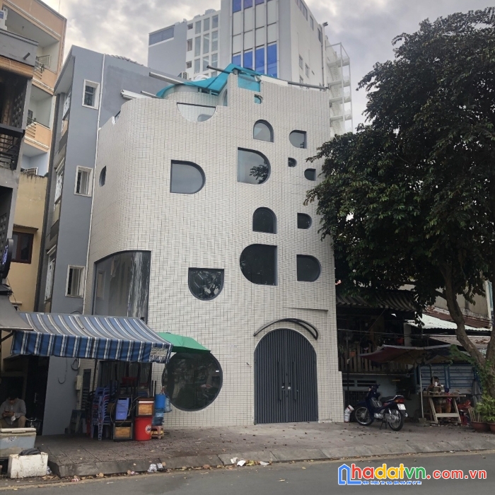 Cc bán nhà mt lê thánh tôn, phường bến nghé, quận 1 : 1