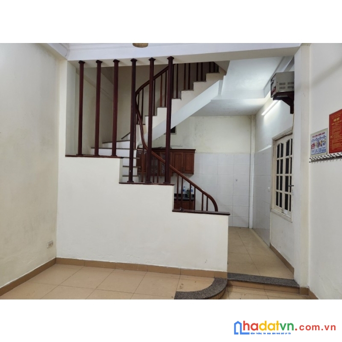 Bán nhà kim ngưu hai bà trưng 34 m2 x 4 tầng, mt 4m giá 3.75 tỷ