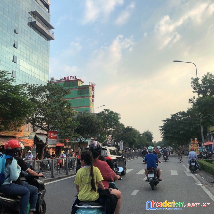 Bán nhà 1/ nguyễn oanh p17 56m2 3 lầu hbg ở ngay vài bước ra đường lớn nhỉnh 5 tỷ.