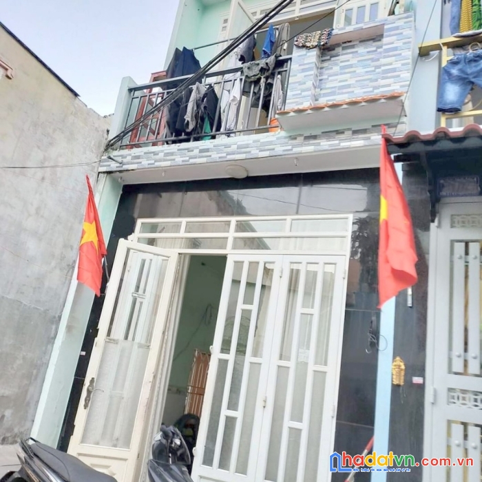 Hxh thông, đường hl2, ngay giao lộ hl2 _ bình trị đông, dòng tiền 5triệu, sổ vuông vắn, nhà 2tầng