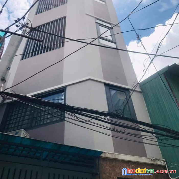 Chính chủ bán gấp nhà 4 tầng -5 pn- 20m ra mt quận 5 chỉ 8 tỷ tl tốt