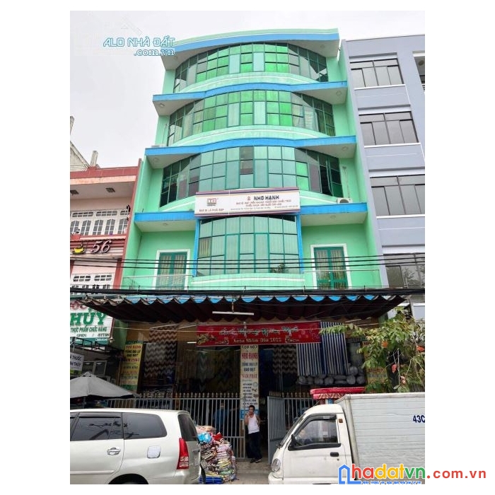 Bán tòa nhà 5 tầng trung tâm thành phố,đường võ văn tần đường 10m5.