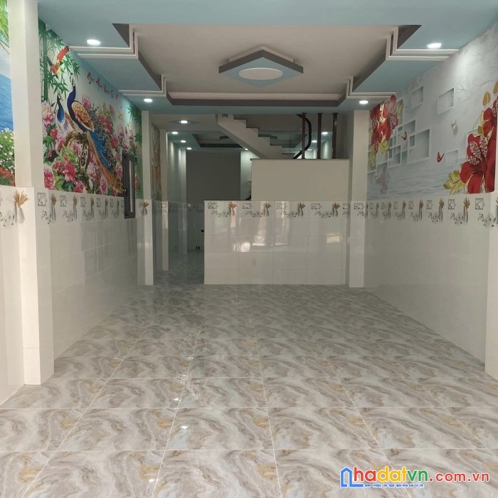 Bán nhà đẹp hxh phường 12 lương văn can, 4m2 x 19m 3 tầng 5pn chỉ 5tỷ8