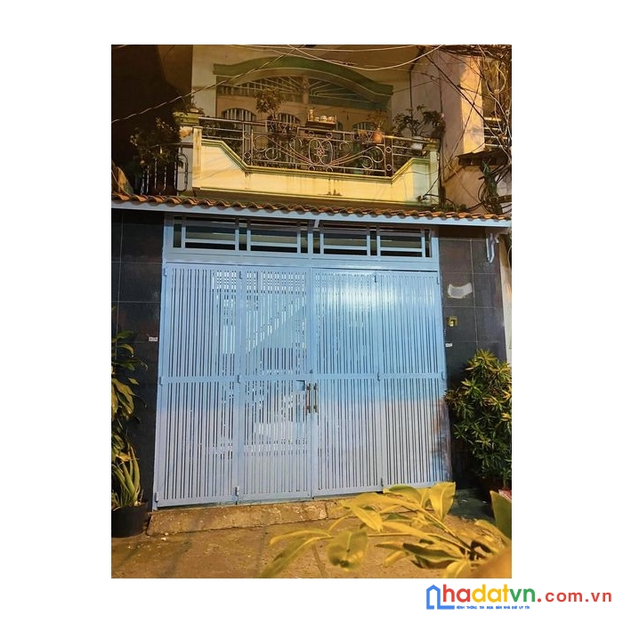 Chính chủ trang bìa,chưa qua đầu tư,có dòng tiền hàng tháng.dt 111m,nở hậu 6m,phường tân thuận tây