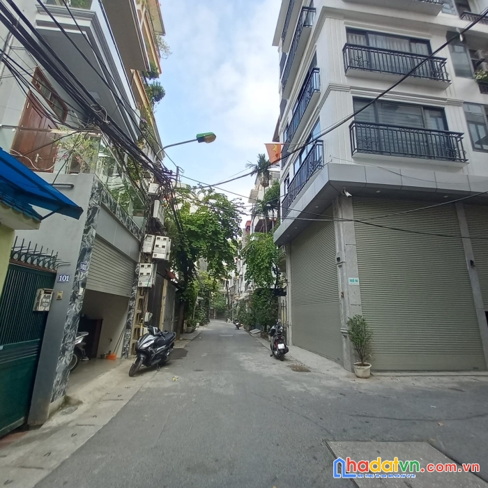 Bán nhà yên lạc mặt phố 100m2 – lô góc 3 mặt thoáng – gía tốt nhỉnh 13 tỷ