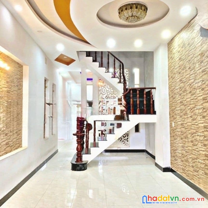 Hẻm 10m to hơn đường, trung mỹ tây q12, 93m2, 4 tầng, khu dân trí cao.