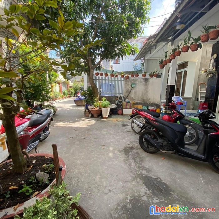 Bán nhà 2 tầng huỳnh tấn phát nhà bè. dt 6x7. nhỉnh 2 tỷ. shr-có gpxd 5 tầng-btct