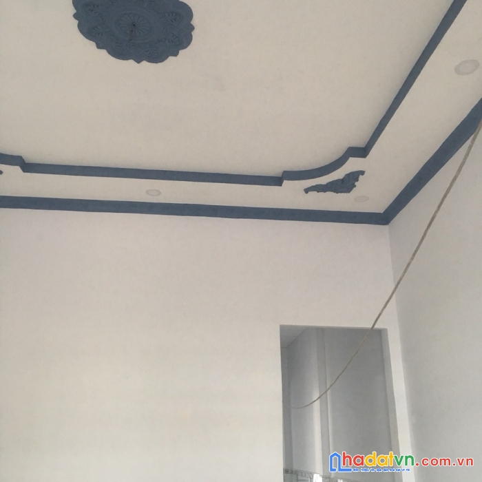 Bán nhà 95m2 sổ riêng ngang 5m gần sân bóng tân xuân-hóc môn giá 2 tỷ 9