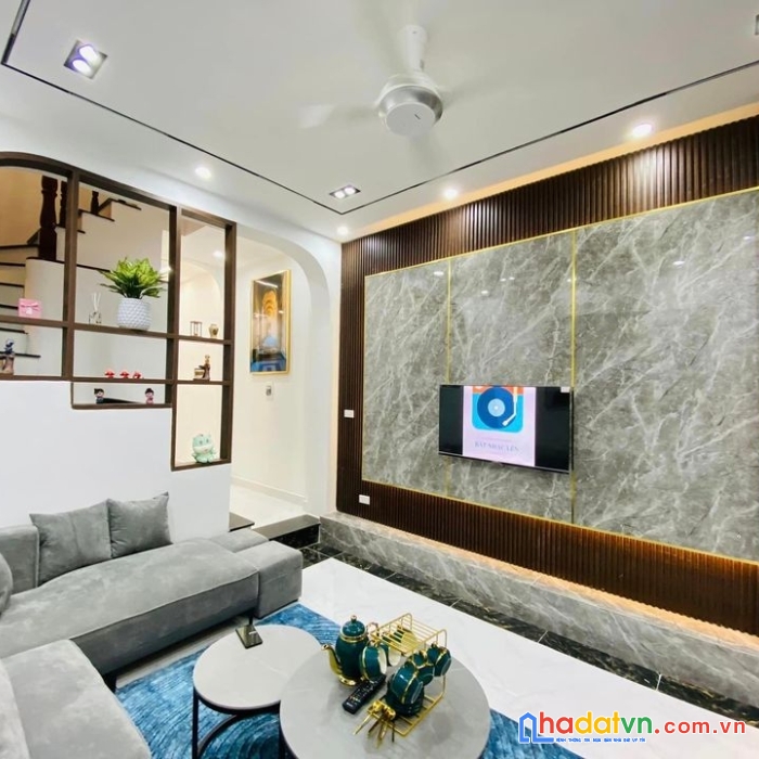 Chính chủ yên lãng 43m2, gần phố thái thịnh giá chỉ 4.5 tỷ