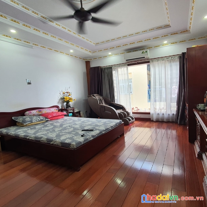 Bán nhà dương văn bé. ba gác đỗ cửa, ô tô đỗ sát nhà. 38m x 4 tầng. 3,7 tỷ có thương lượng