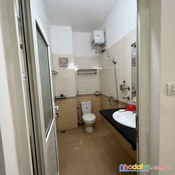 Bán nhà bạch đằng hai bà trưng 35 m2, 4 tầng, mt 3.6m, giá 3.9 tỷ