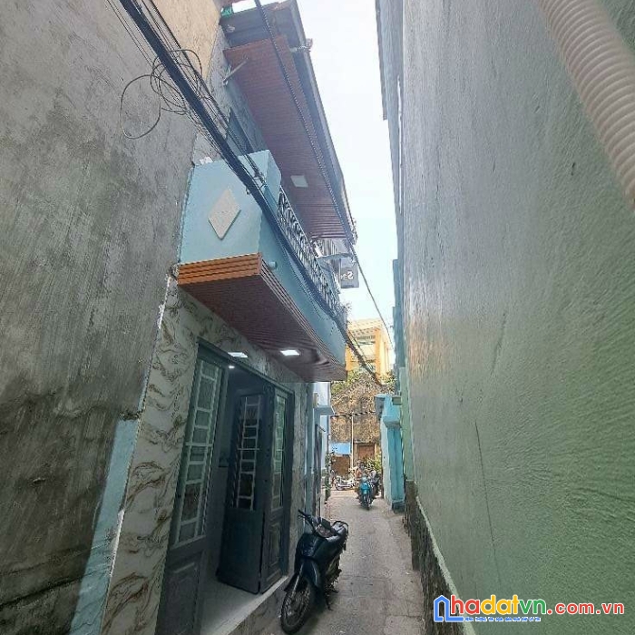 Bình tân, vài bước ra hxt tránh hẻm thông tứ tung, sát mt tl10, gần chợ bình trị đông, shr, nhà