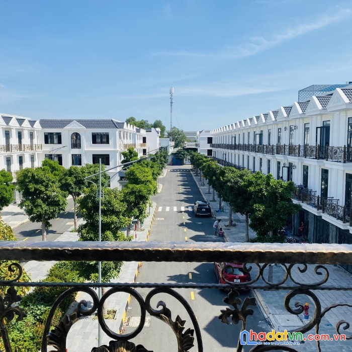 Nhà phố đông hưng mt đông tác 5x17 trệt 2 lầu giá 4 tỷ 700tr, shr