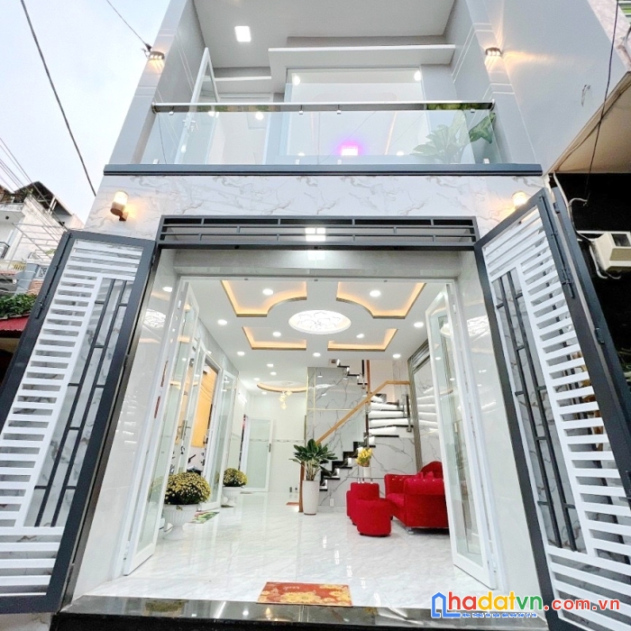 Căn góc 2 mặt hẻm ô tô đường âu dương lân p3q8. giá 5,98 tỷ tl