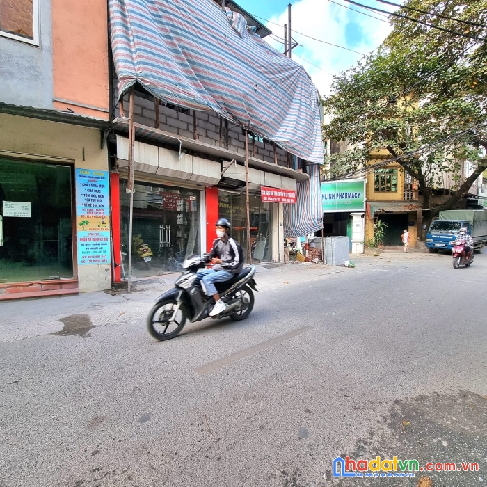 Mặt phố phúc diễn kinh doanh sầm uất 2 thoáng  mặt tiền quá đẹp vỉa hè  ô tô tránh