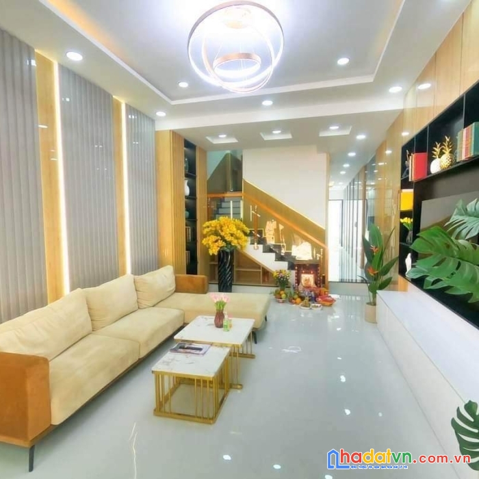 Gấp bán nhà mặt tiền đường - 4 tầng xinh lung linh- nhỉnh 7 tỷ