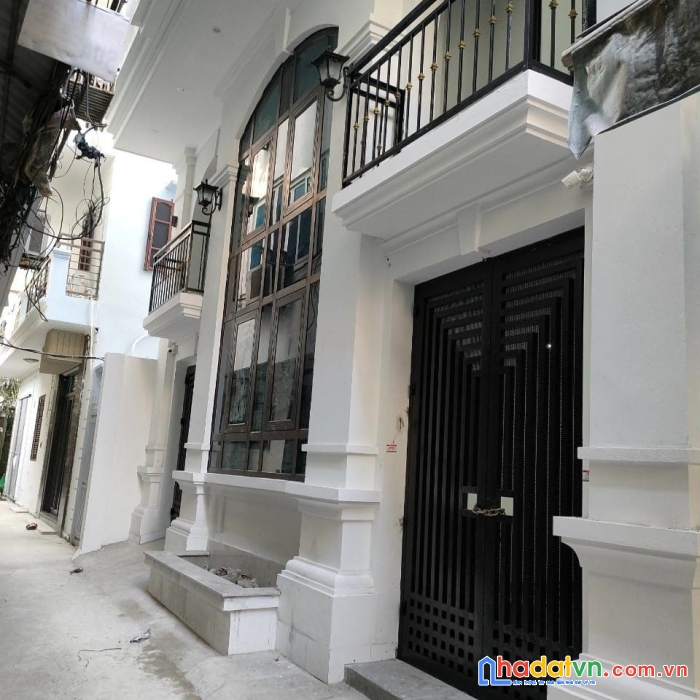 Bán ccmn láng hạ 80m, 8t, 20pkk, vị trí đỉnh, dt 135tr/tháng, nhỉnh 13 tỷ