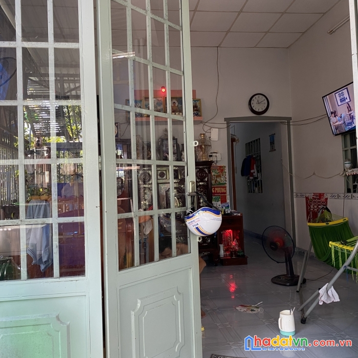 3.5 tỷ mua nhà diện tích to 102m2 hẻm xe hơi lê lợi hóc môn
