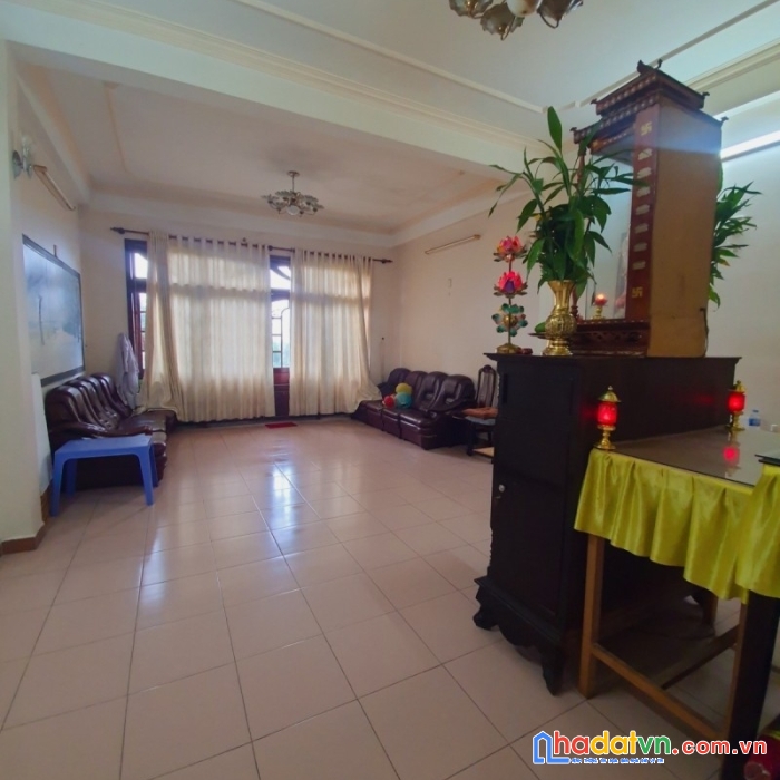 Nhà nguyễn tất thành, gần ông ích khiêm, 4 tầng, 125m2