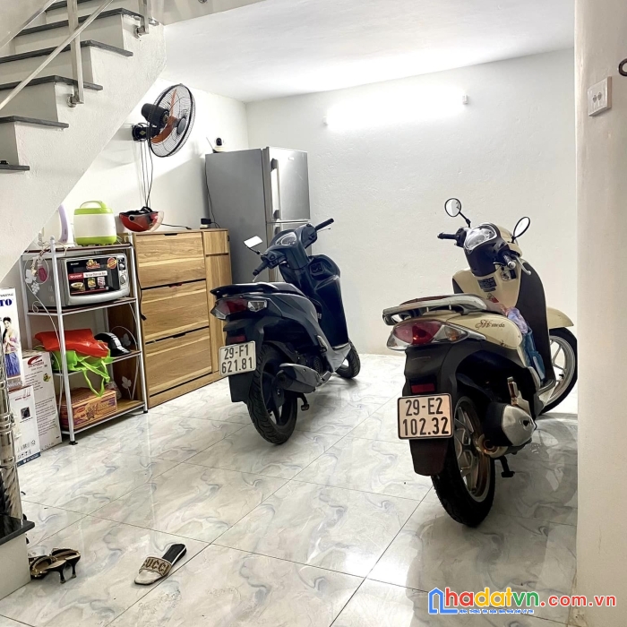 Bán nhà ba đình-28m-ngõ nông-cách phố 30m-tiện ích-3tỷ