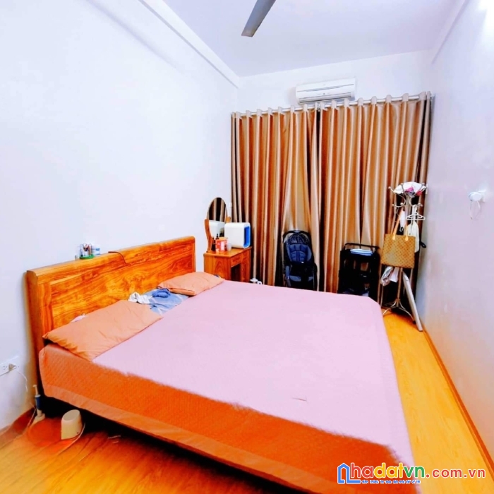 Đống đa, nhỉnh 3 tỷ, 5 tầng dân xây, lô góc, nguyên bản, ngõ thông, bãi đỗ 10m