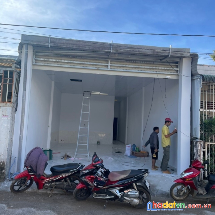 Cần bán căn nhà tại hẻm 21 huỳnh thúc kháng, phường 2, tp bảo lộc, lâm đồng
