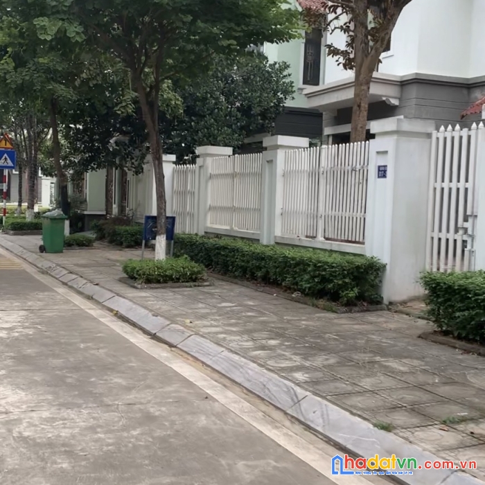 Rất cần bán biệt thự cực đẹp view công viên ở glixeco thiên đường bảo sơn - lê trọng tấn - hà đông