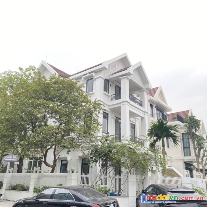 Cho thuê biệt thự dãy t căn góc ciputra hà nội