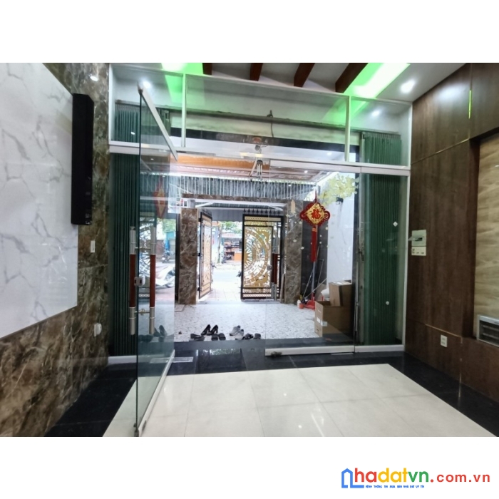 Nhà mặt tiền lý triện, lô góc, 4 tầng đẹp, chất, 82m2