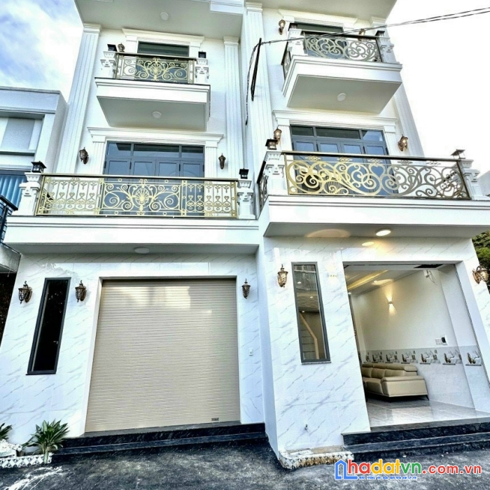 Bán nhà 1 trệt 2 lầu, siêu đẹp, sổ hoàn công gần chợ an bình, chỉ 4,5 tỷ