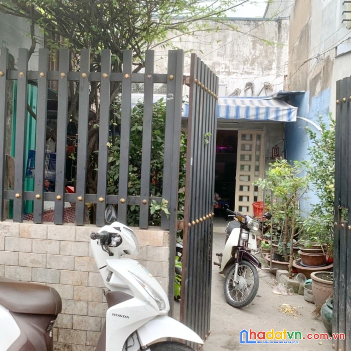 Bán nhà hẻm 277 chợ hoa xuân bình đông p14,q8 - giá: 4.95 tỷ  bớt lộc