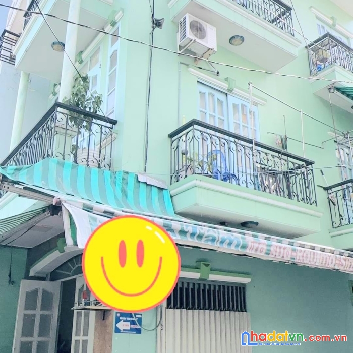 Bán nhà vĩnh khánh hẻm xe hơi dt 33m2 đúc bê tông giảm 1 tỷ q4