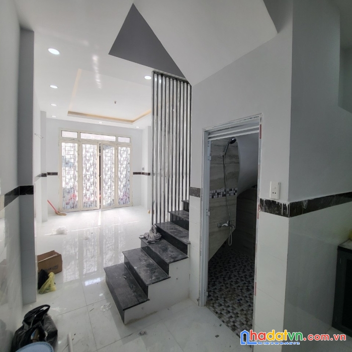 Bán nhà sát mt hồ văn tư p. trường thọ. 5x12, 2t hẻm xh. nhỉnh 3 tỷ.