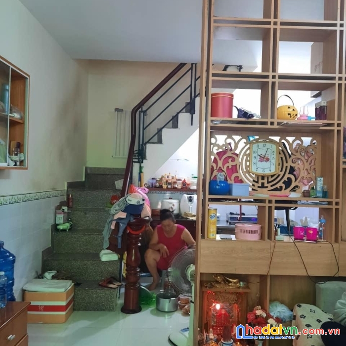 Chủ ngộp bank, gấp bán nhà khu vip vip hồ biểu chánh, an ninh, 3 tầng đúc, 2pn, 4.4 tỷ