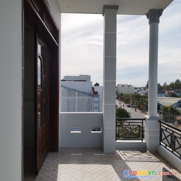Bán nhà 3 tầng đường nguyễn tất thành phường 1 tp sa đéc, đồng tháp.