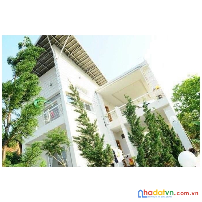 Hạ giá sập nguồn.30tỉ chỉ còn 25tỉ 
cần bán gấp căn biệt thự mặt tiền đường lớn lữ gia, phường 9,
