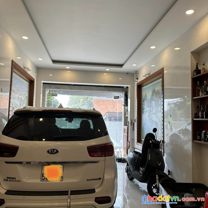 Bán nhà ở ngay 63m - 4 pn bình chiểu gara xe hơi