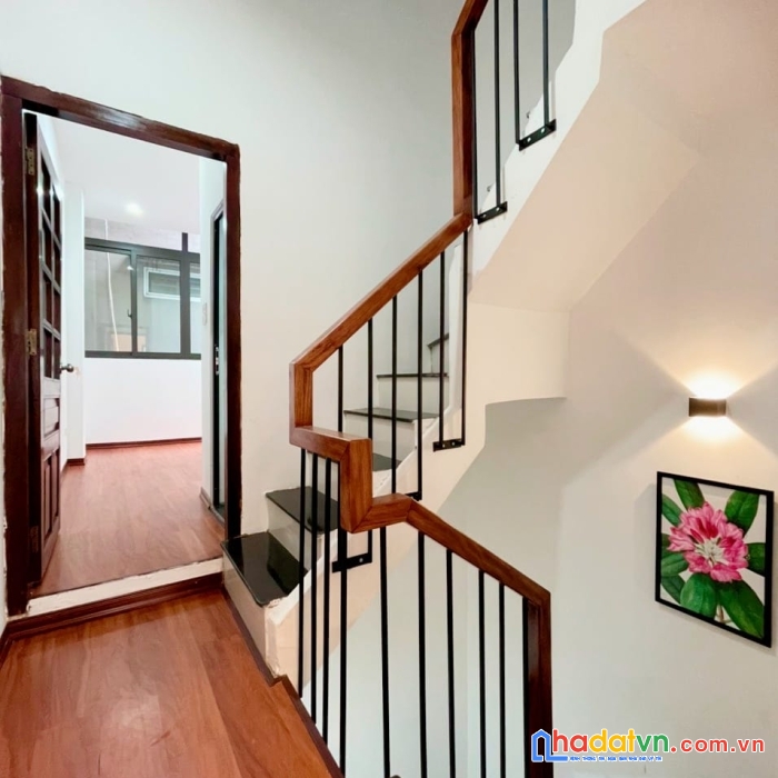 Bán nhà phố xã đàn dt: 30m2 4 tầng 3 phòng ngủ giá: 3.29 tỷ quận đống đa.